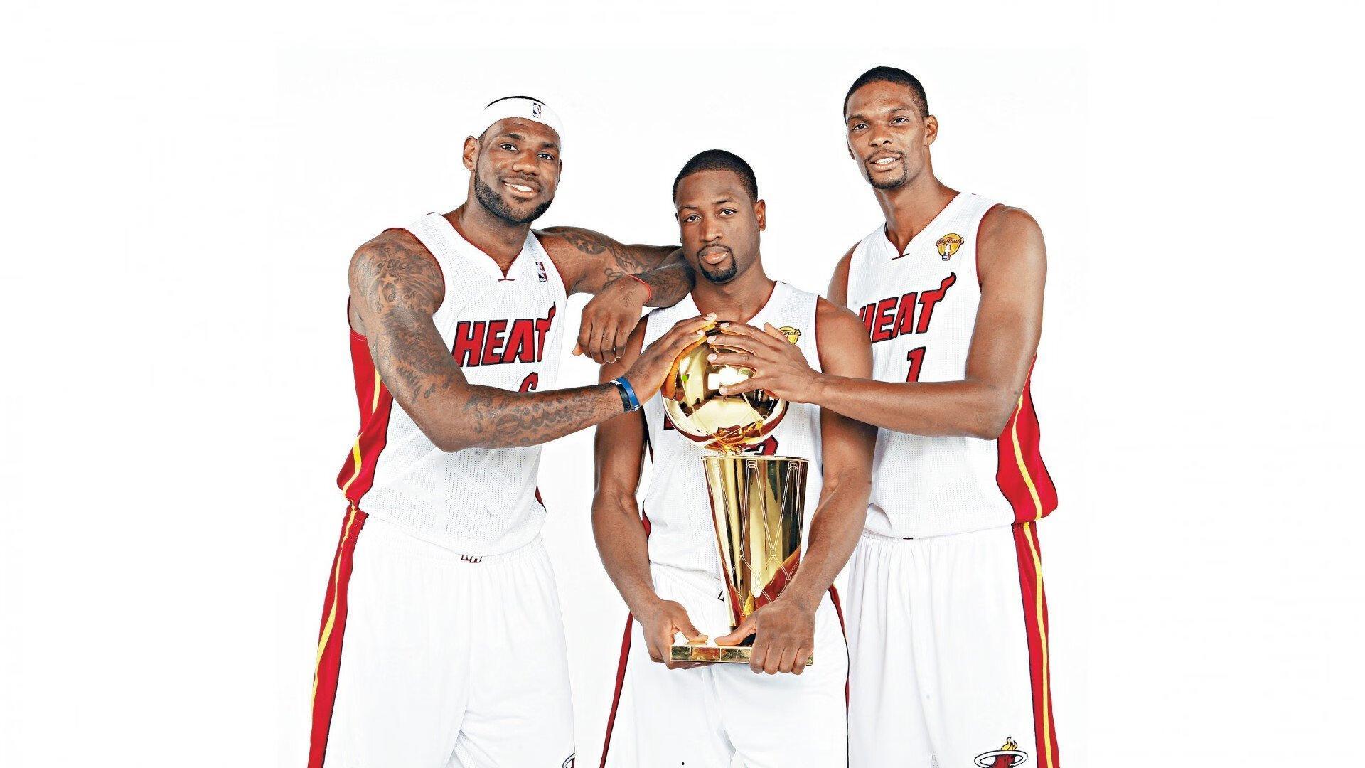 全场37分6板8助！球迷热议，开拓者藏着一位持续进化的超级巨星