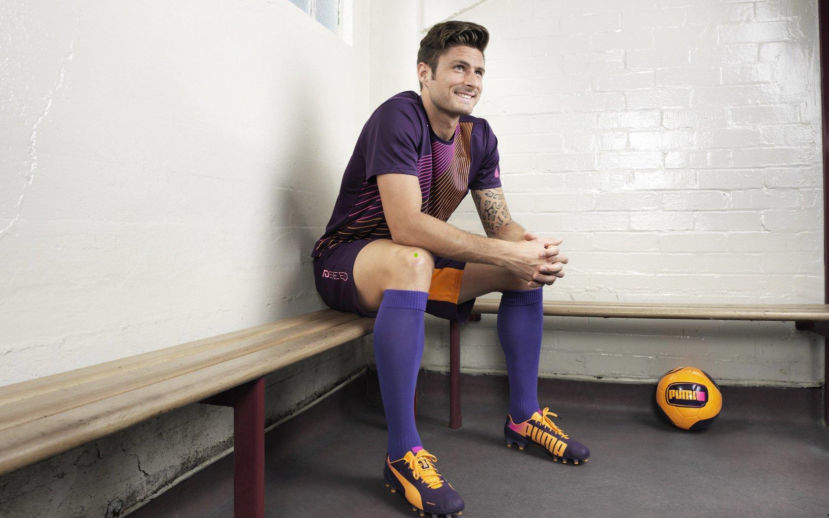 【开云】英超，内托与恩佐破门，切尔西客场2-0击败伯恩利