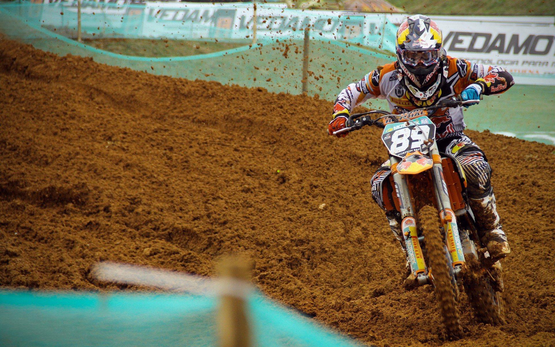 kaiyun:布斯克茨,退役是自然法则,亦是绿茵传承|最后一舞,以冠为幕